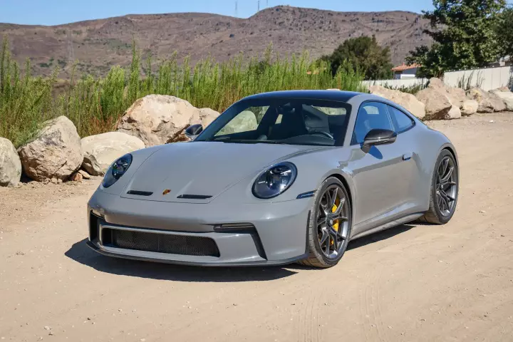 Porsche 911 GT3 Touring (992.1) painted in China Grey