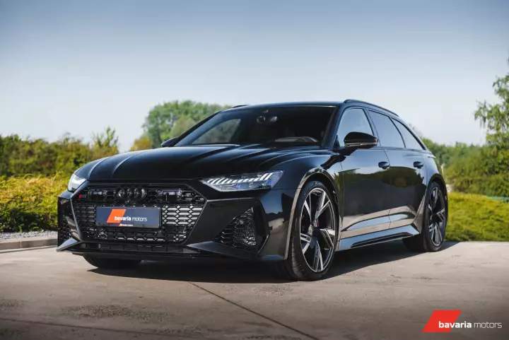 Audi RS6 Avant (C8) painted in Mythos Black