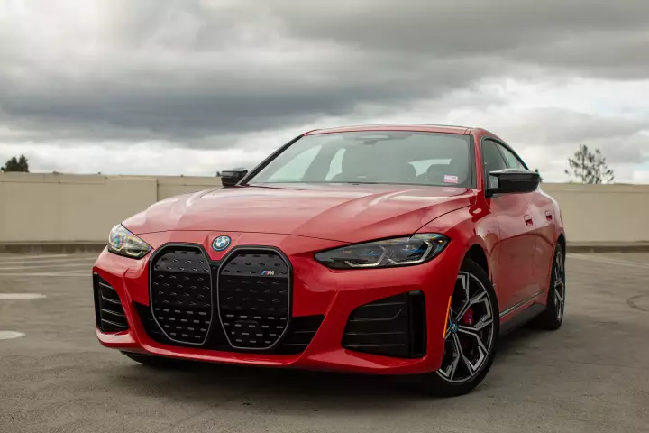 BMW i4 (G26) painted in Rosso Corsa