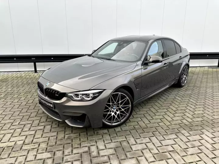 BMW M3 (F80) painted in Champagne Quartz