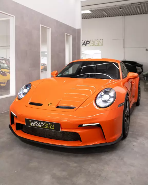 Porsche 911 S/T (992) painted in Gulf Orange