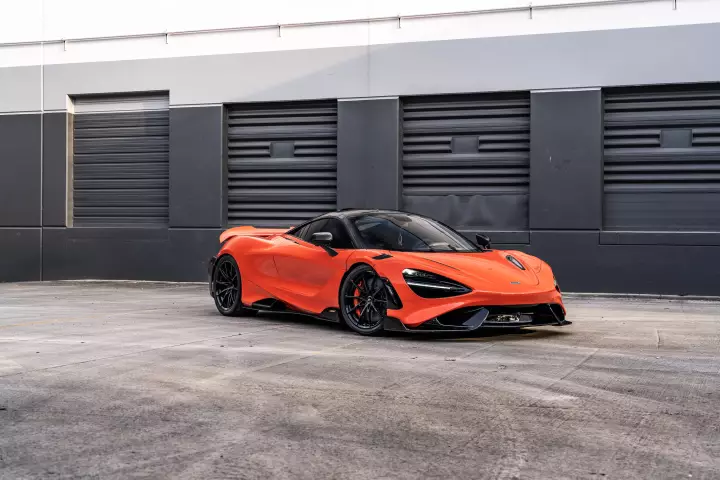 McLaren 765LT painted in Nardo Orange