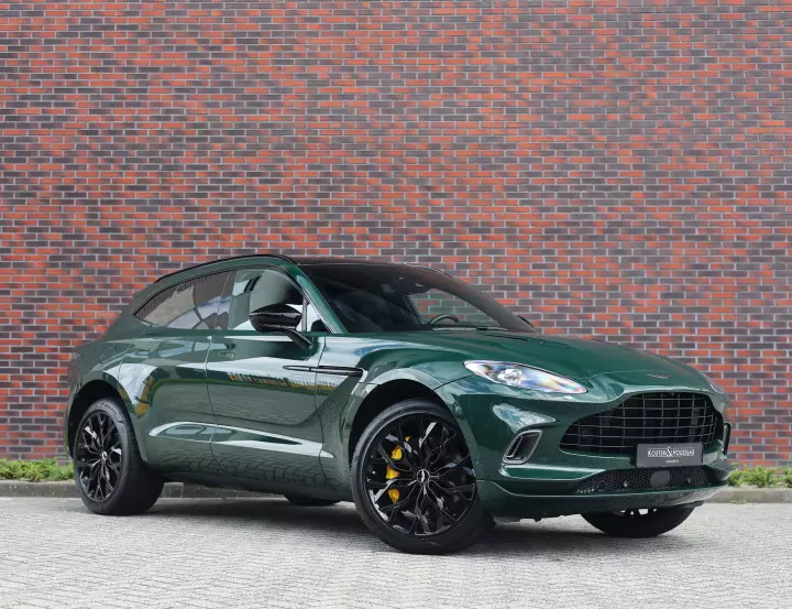 Aston Martin DBX painted in AM Heritage Racing Green