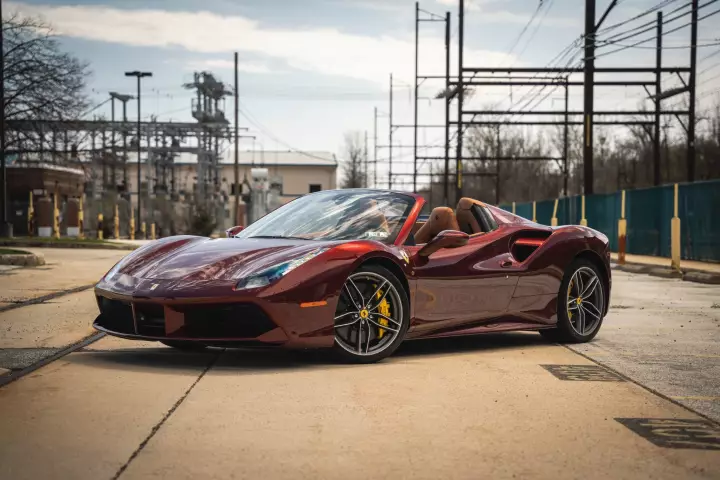 Ferrari 488 Spider painted in Rubino Micalizzato