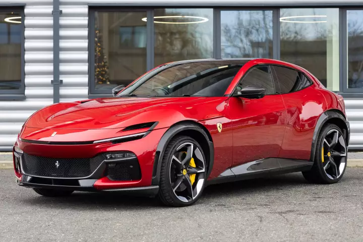 Ferrari Purosangue painted in Rosso Fuoco