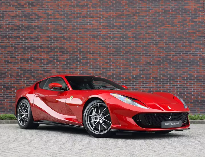 Ferrari 812 Superfast painted in Rosso Fuoco
