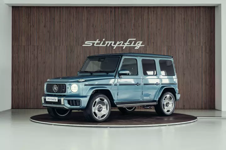 Mercedes-AMG G 63 (W463 Gen 2) painted in Azzurro Metallizzato