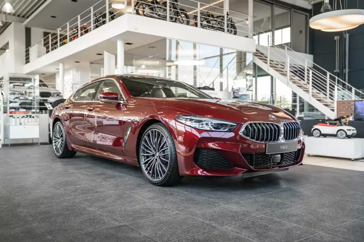 BMW 8 Series Gran Coupe (G16) painted in Aventurine Red II