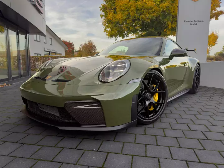 Porsche 911 GT3 (992.2) painted in Nato Olive