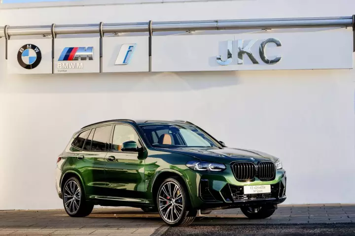 BMW X3 (G01) painted in Verde Ermes