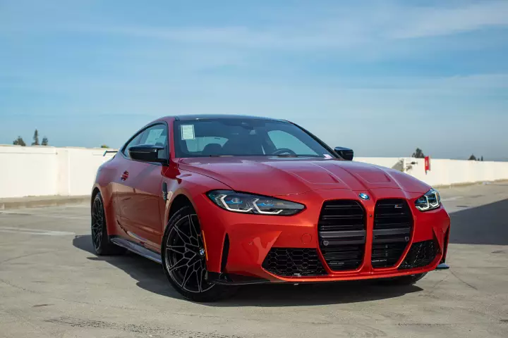 BMW M4 (G82) painted in Sakhir Orange II