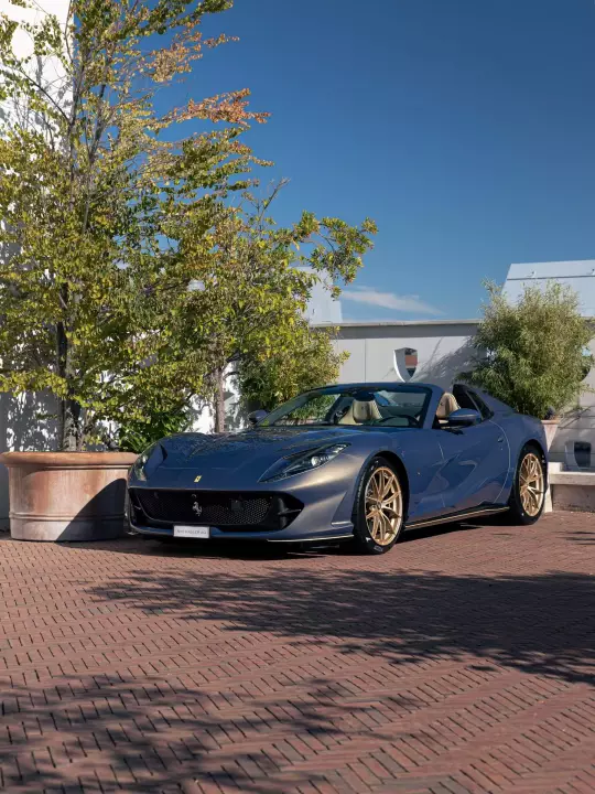 Ferrari 812 GTS painted in Blu Elder