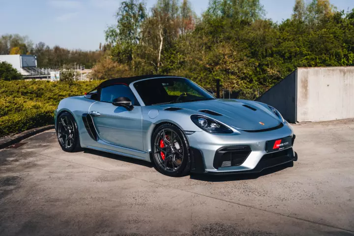 Porsche 718 Spyder RS (982) painted in Azzurro Thetys