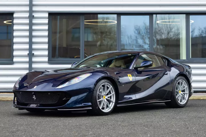 Ferrari 812 Superfast painted in Blu Hembery