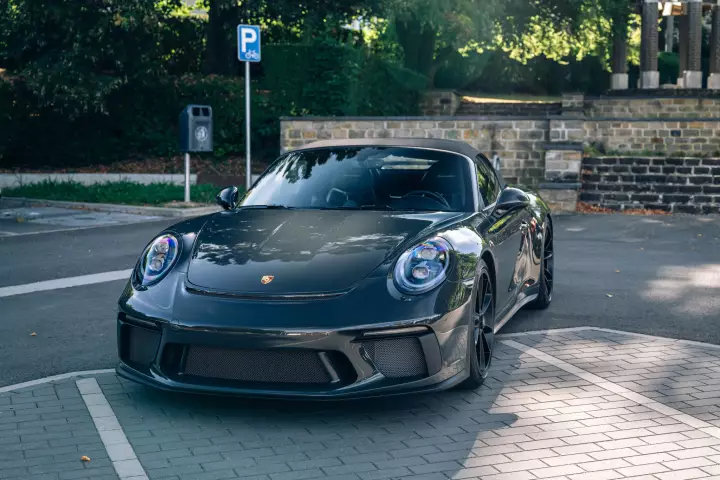 Porsche 911 Speedster (991) painted in Slate Grey