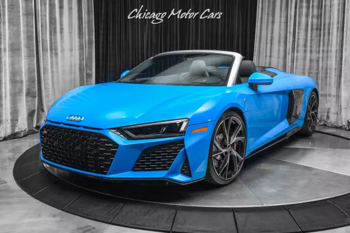 Audi R8 Spyder (4S) painted in Riviera Blue