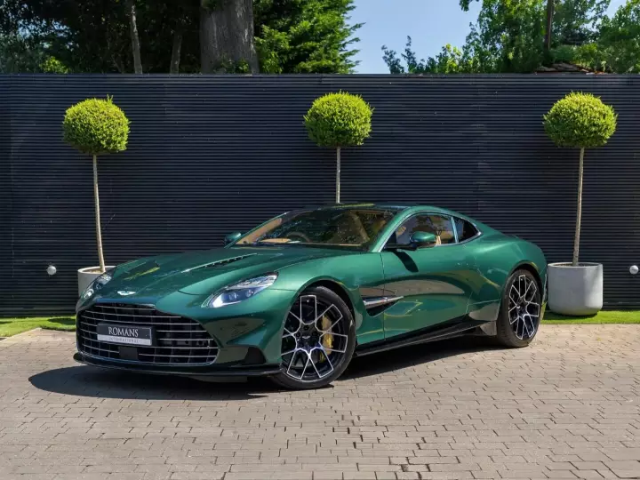 Aston Martin Vanquish (Gen 3) painted in Buckinghamshire Green
