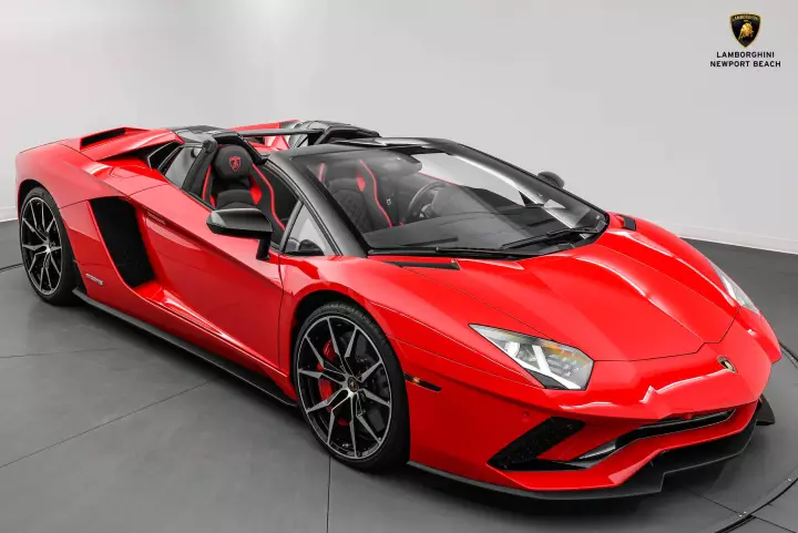 Lamborghini Aventador S Roadster (LP740-4) painted in Rosso Mars