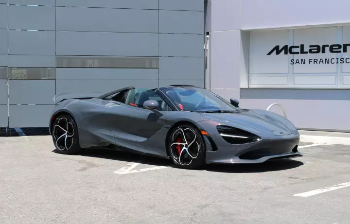 McLaren 750S Spider painted in Lava Grey