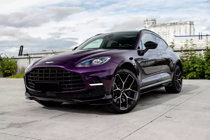 Aston Martin DBX 707 painted in Storm Purple