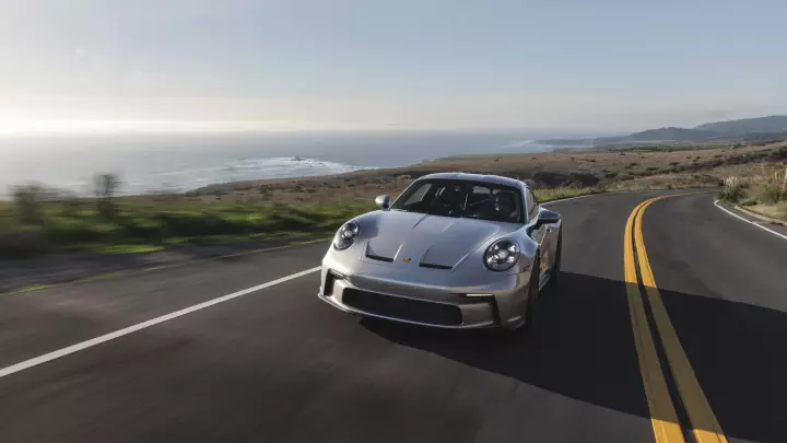 Porsche 911 S/T (992) painted in GT Silver Metallic