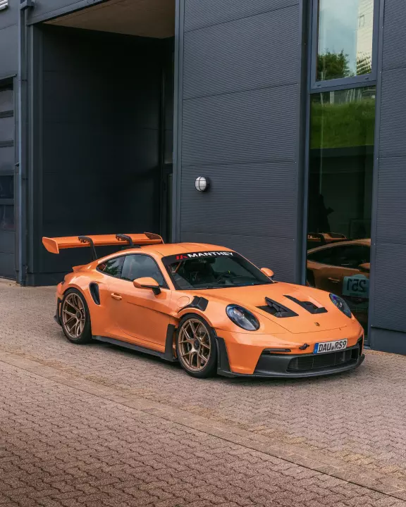 Porsche 911 GT3 RS (992.1) painted in Sean Peach