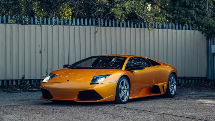 Lamborghini Murciélago (LP640-4) painted in Oro Adonis