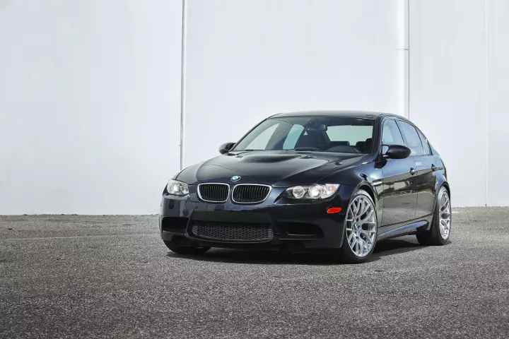 BMW M3 (E90) painted in Azurite Black