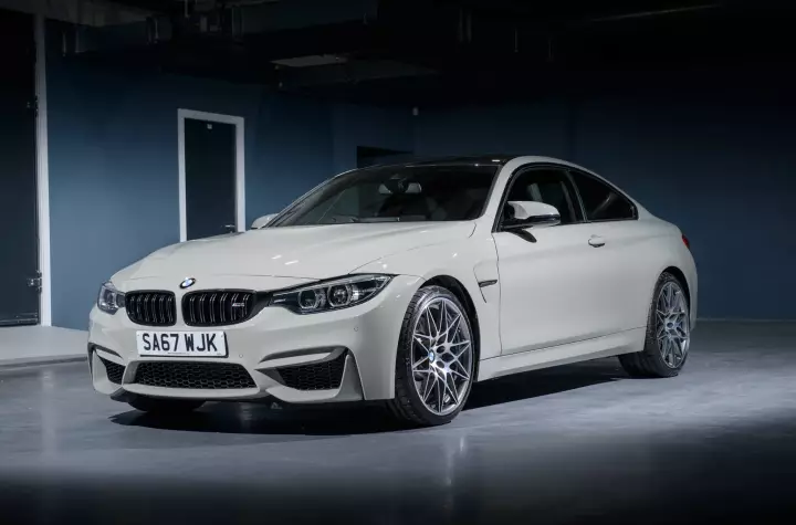 BMW M4 (F82) painted in Fashion Grey