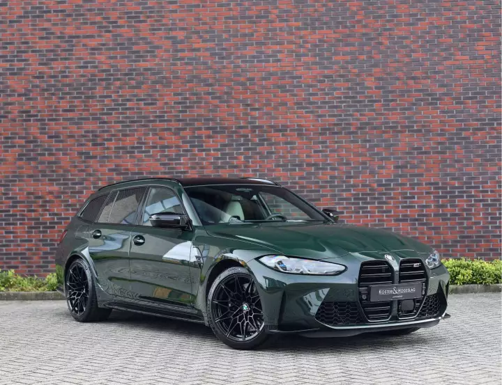 BMW M3 Touring (G81) painted in Brewster Green
