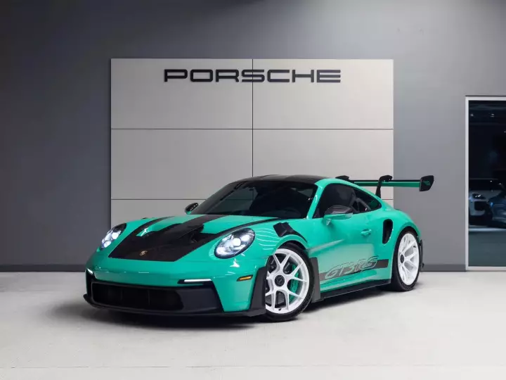 Porsche 911 GT3 RS (992.1) painted in Lighter Green