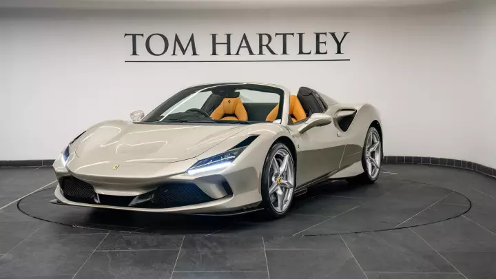 Ferrari F8 Spider painted in Grigio Ingrid