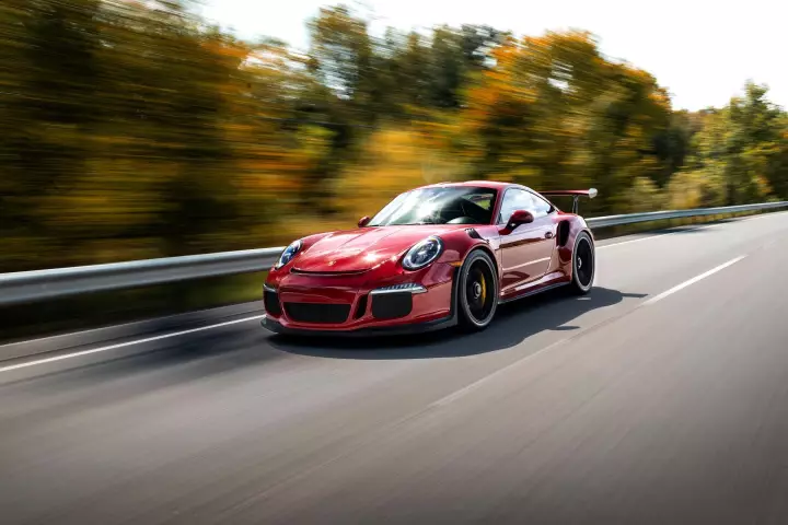 Porsche 911 GT3 RS (991.1) painted in Carmine Red