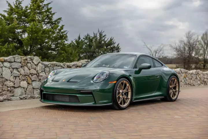 Porsche 911 GT3 Touring (992.1) painted in British Racing Green