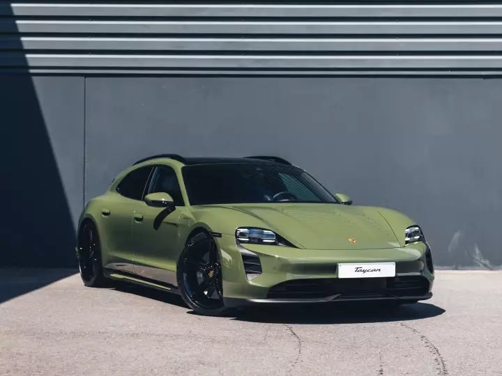 Porsche Taycan Sport Turismo painted in Nato Olive