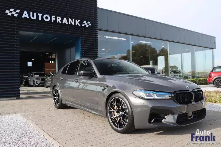BMW M5 (F90) painted in Brands Hatch Grey