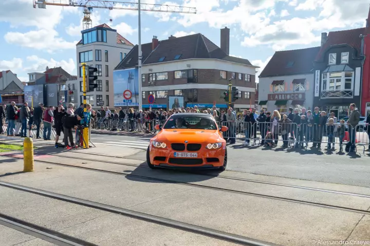 BMW M3 GTS (E92) painted in Fire Orange II