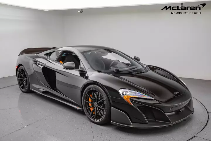 McLaren 675LT painted in Fire Black