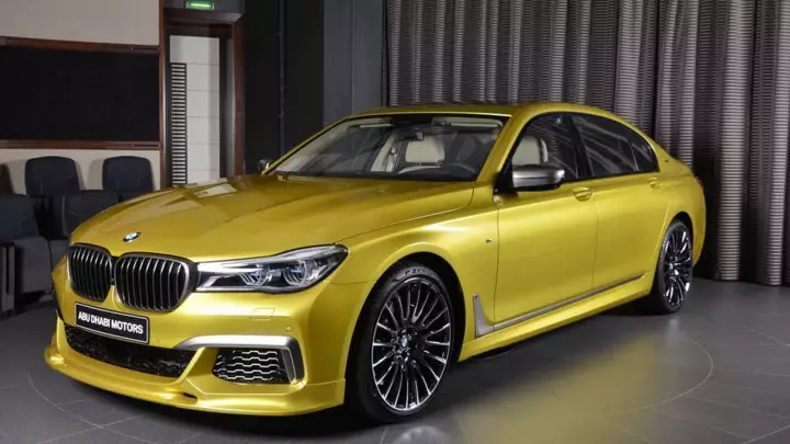 BMW 7 Series (G11) painted in Austin Yellow