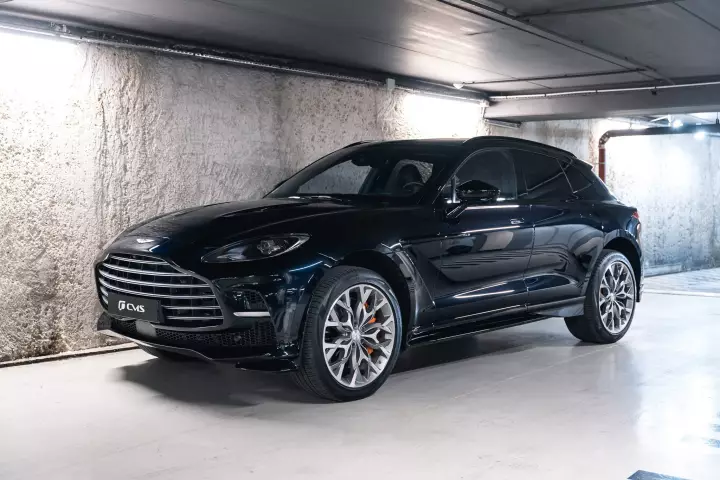 Aston Martin DBX 707 painted in Ultramarine Black