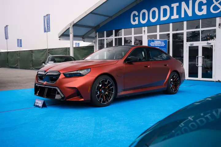 BMW M5 (G90) painted in Frozen Orange