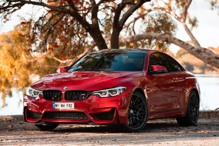 BMW M4 M Heritage Edition (F82) painted in Imola Red II