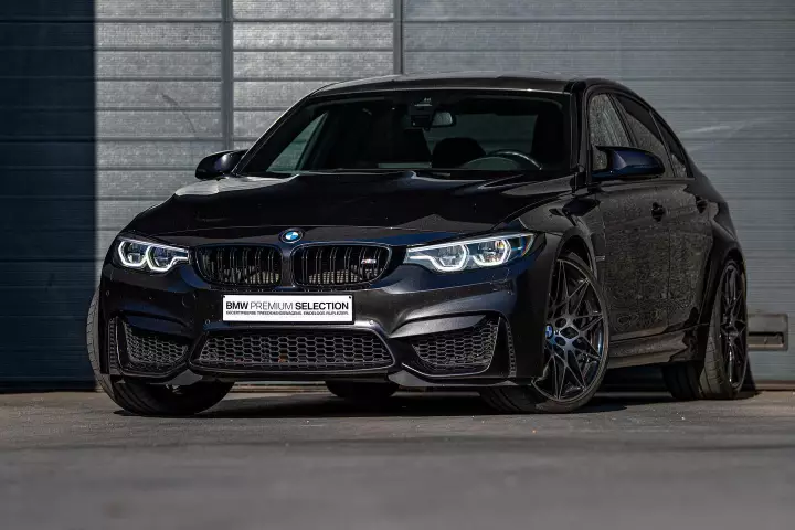 BMW M3 (F80) painted in Lava Grey