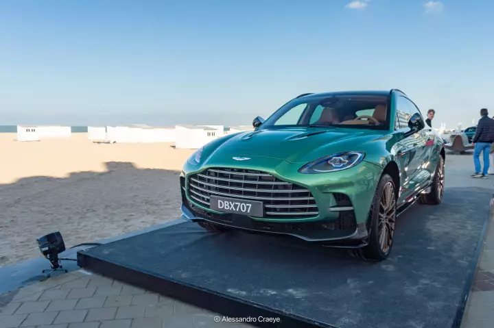 Aston Martin DBX 707 painted in Iridescent Emerald
