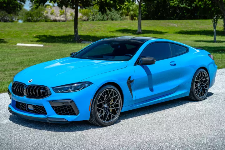 BMW M8 (F92) painted in Daytona Beach Blue