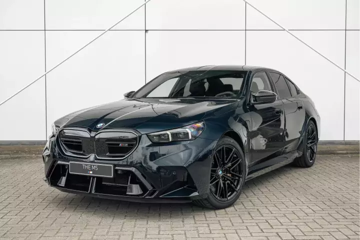 BMW M5 (G90) painted in Petrol Mica