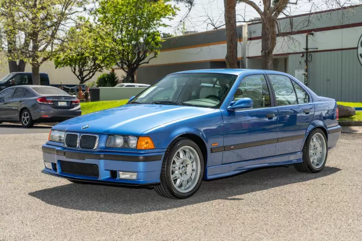 BMW M3 Sedan (E36) painted in Estoril Blue