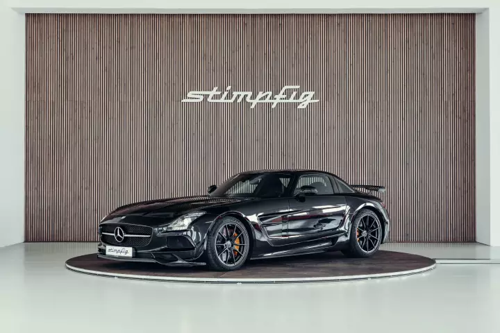 Mercedes-Benz SLS AMG Black Series painted in Obsidian Black