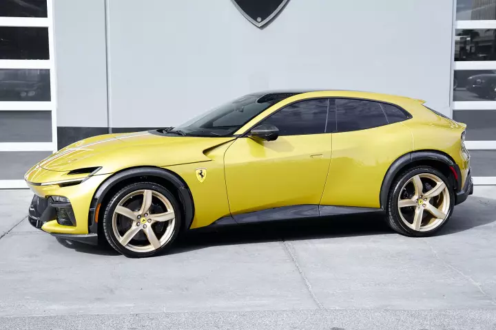 Ferrari Purosangue painted in Giallo Montecarlo