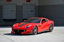 2017-ferrari-f12tdf-wob2099-05784